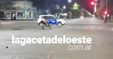 Choque entre motos en Avenida Echeverría
